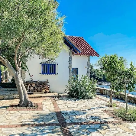 Villa Seafront Isolated Unique House